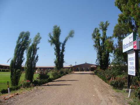 Newell Motor Inn Narrandera  - Yamba Accommodation 0