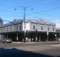 Browns Hotel - Yamba Accommodation