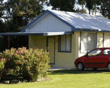 Sharonlee Strahan Villas - Yamba Accommodation