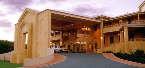 Abbey Beach Resort - Yamba Accommodation 3