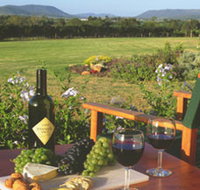 Tranquil Vale Vineyard Cottages - Yamba Accommodation