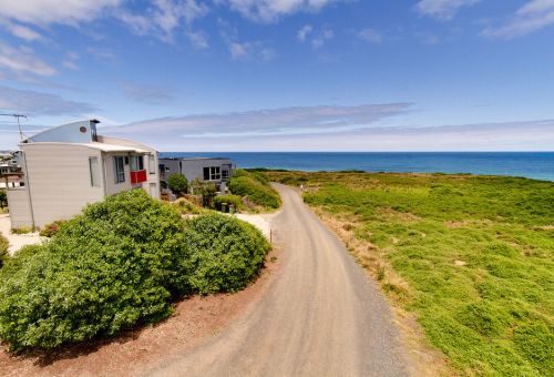 Surf Beach VIC Yamba Accommodation