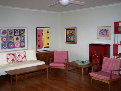 Monaro Cottage - Yamba Accommodation 2