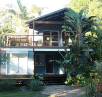 Coochiemudlo Island Family Beach House - Yamba Accommodation