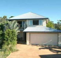 Apartment 2 Mullumbimbi Street Accommodation - Yamba Accommodation