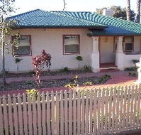 Cottage On Tottenham - Yamba Accommodation
