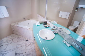 Pullman Quay Grand Sydney Harbour - Yamba Accommodation 0