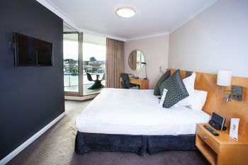 Pullman Quay Grand Sydney Harbour - Yamba Accommodation 1