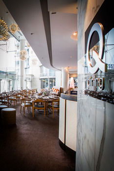 Pullman Quay Grand Sydney Harbour - Yamba Accommodation 9
