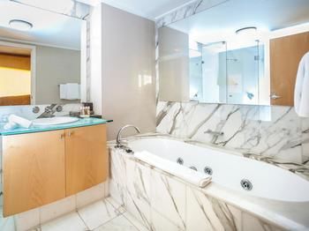 Pullman Quay Grand Sydney Harbour - Yamba Accommodation 53