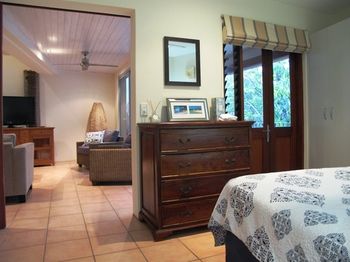 L'Auberge Noosa - Yamba Accommodation 5