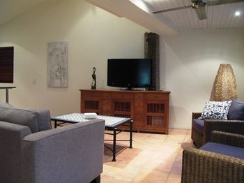 L'Auberge Noosa - Yamba Accommodation 15