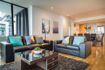 AKOM Docklands - Yamba Accommodation 40