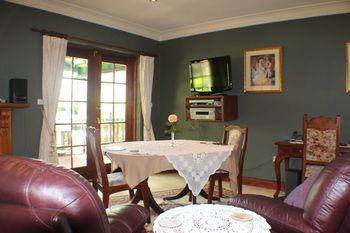 Storey Grange - Yamba Accommodation 25