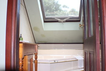 Storey Grange - Yamba Accommodation 28