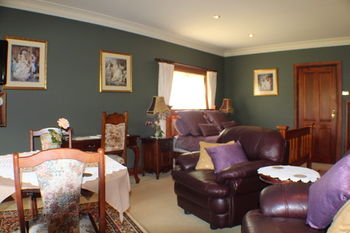 Storey Grange - Yamba Accommodation 34