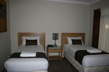 Noah's Mid City Motor Inn - Yamba Accommodation 10