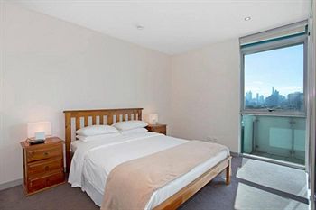 Astra Apartments - St Kilda Rd - Yamba Accommodation 10