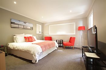 The Edgewater Bed & Breakfast - Yamba Accommodation 28