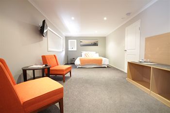 The Edgewater Bed & Breakfast - Yamba Accommodation 29