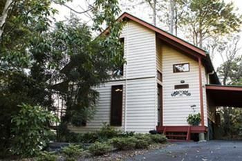 Montville Misty View Cottages - Yamba Accommodation 4