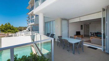 White Shells Luxury Apartments - Yamba Accommodation 27