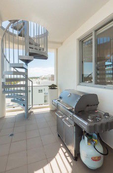 White Shells Luxury Apartments - Yamba Accommodation 33