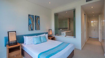 White Shells Luxury Apartments - Yamba Accommodation 45