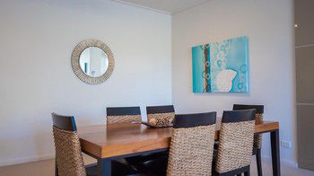 White Shells Luxury Apartments - Yamba Accommodation 54