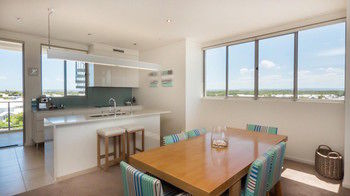White Shells Luxury Apartments - Yamba Accommodation 59