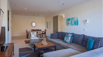 White Shells Luxury Apartments - Yamba Accommodation 60