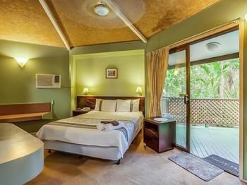 Tanglewood Gardens - Yamba Accommodation 12