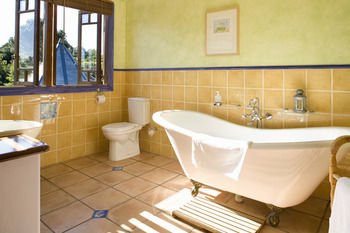 The Spotted Chook - Yamba Accommodation 13