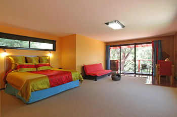 Cherryblossom B&B - Yamba Accommodation 13