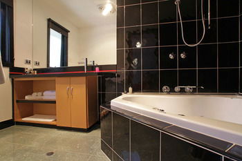 Cherryblossom B&B - Yamba Accommodation 14