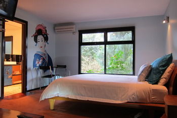 Cherryblossom B&B - Yamba Accommodation 25