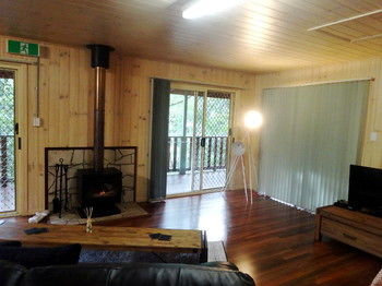 Treetops Accommodation Montville - Yamba Accommodation 45