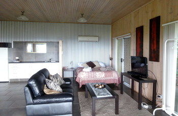 Treetops Accommodation Montville - Yamba Accommodation 46