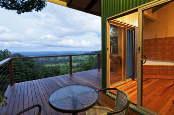 Treetops Accommodation Montville - Yamba Accommodation 92
