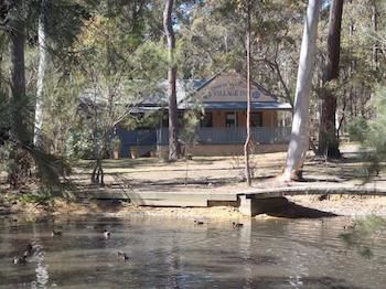 Woollamia Village Retreat - Yamba Accommodation 9