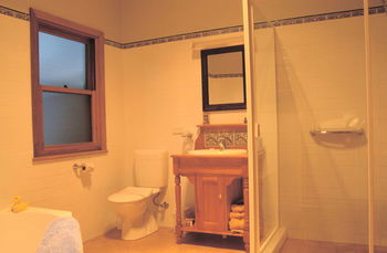 Woollamia Village Retreat - Yamba Accommodation 26