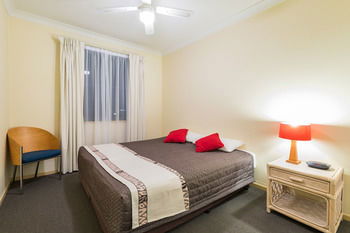 The Brighton Apartments - Yamba Accommodation 5