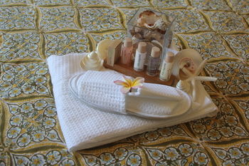 Phoenix Eumundi Bed & Breakfast - Yamba Accommodation 2