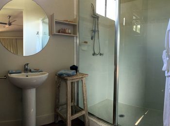 Phoenix Eumundi Bed & Breakfast - Yamba Accommodation 5