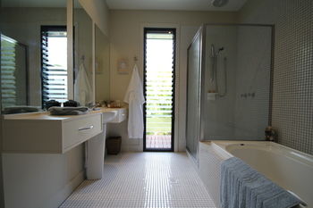 Phoenix Eumundi Bed & Breakfast - Yamba Accommodation 6