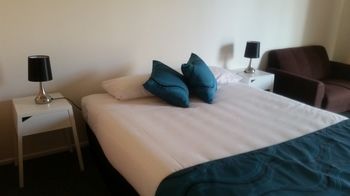 Motel In Nambour - Yamba Accommodation 3