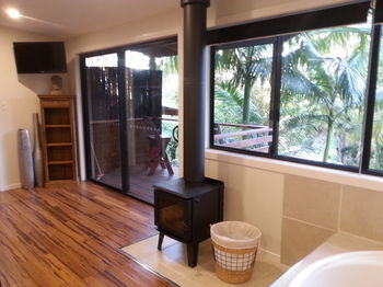 Alaya Escape - Yamba Accommodation 24
