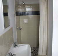 Hotel Beach House Nambour - Yamba Accommodation
