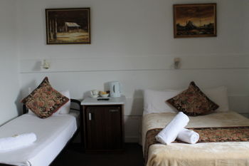 Hotel Beach House Nambour - Yamba Accommodation 6
