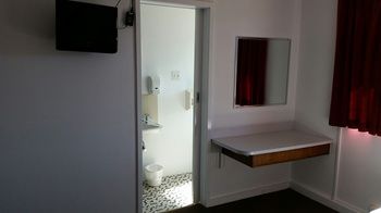 Hotel Beach House Nambour - Yamba Accommodation 16